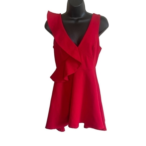 Euc Lulus formal/dressy sleeveless top, red, size medium. - Picture 1 of 12